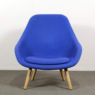 Hay About A Lounge nojatuoli, sininen / puu