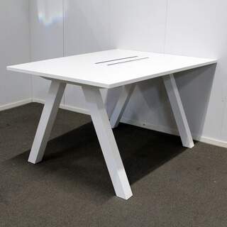 Martela Frankie neuvottelupöytä 140 x 100 / 80cm, Valkoinen