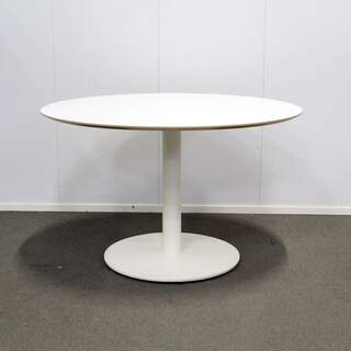 IKEA laippajalkainen pöytä, halkaisija 118 cm, valkoinen