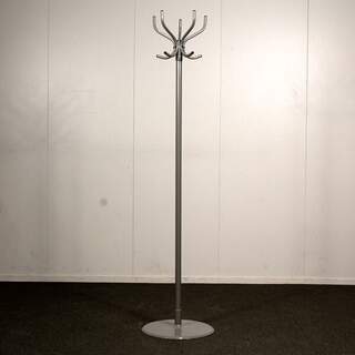 Monena Lotus naulakko, Harmaa