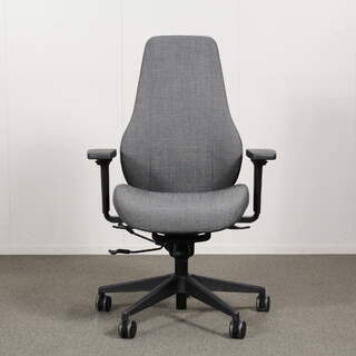 Isku Step+ työtuoli, Harmaa, käsinojat