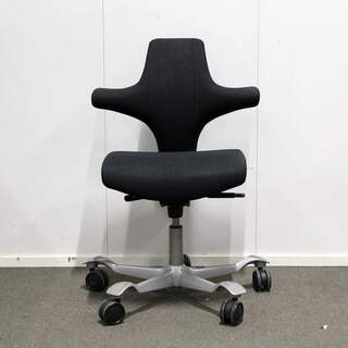 Håg Capisco 8126 työtuoli, Tummanharmaa