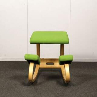 Varier Variable balans polvituoli, Vihreä / puu