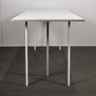 Hay Loop Stand pystypöytä 92,5 x 250 cm, Valkoinen