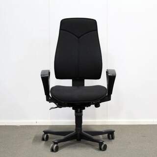 Kinnarps 6000 työtuoli musta, korkea selkä, käsinojat