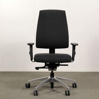 Interstuhl työtuoli, Musta, käsinojat