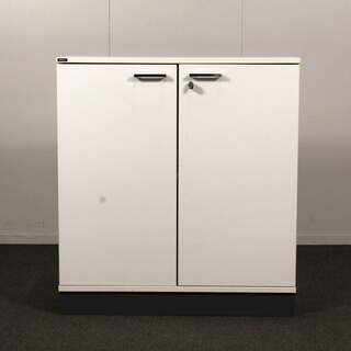 Isku Tendo ovikaappi, valkoinen, 2 hyllyväliä