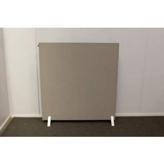 Martela Face lattiaseinäke, 130 x 120 cm, Beige / harmaa