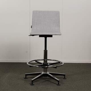 Isku Rudolf kassatuoli, Harmaa