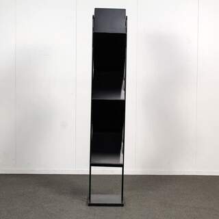 Isku Zig Esiteteline, Musta