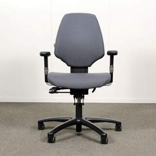 Martela Logic Activ työtuoli, harmaa, keskikorkea selkä, käsinojat