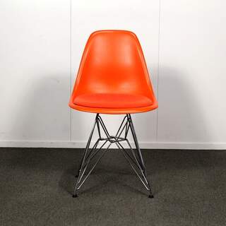 Vitra Eames Plastic Chair, Oranssi / kromi
