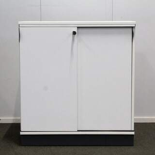 Isku Tendo liukuovikaappi, valkoinen, 2 hyllyväliä