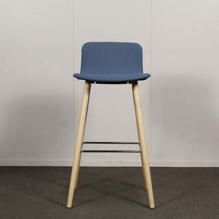 Martela Sola baarijakkara sininen / puu