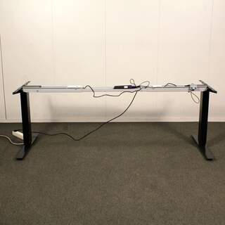 Isku Style Sähköpöydän runko, Musta