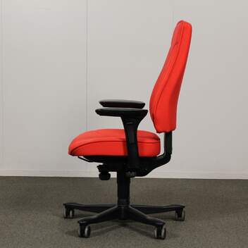Kinnarps 6000 työtuoli, korkea selkänoja, punainen, käsinojat. D2882