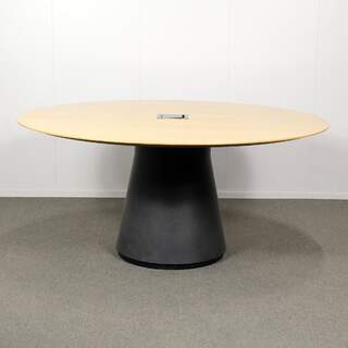 Andreu World Reverse yleispöytä, tammi / musta, halkaisija 160 cm
