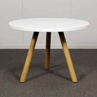 Martela sohvapöytä, halkaisija 70 cm, tammi / valkoinen