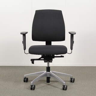 Interstuhl työtuoli, Musta, käsinojat