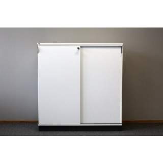 Isku Tendo liukuovikaappi, valkoinen, 3 hyllyväliä, L120cm