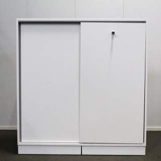 Martela Combo liukuovikaappi, valkoinen, 3 hyllyväliä, L 120 cm